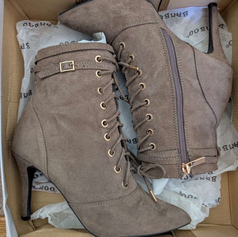 Boots / Heels